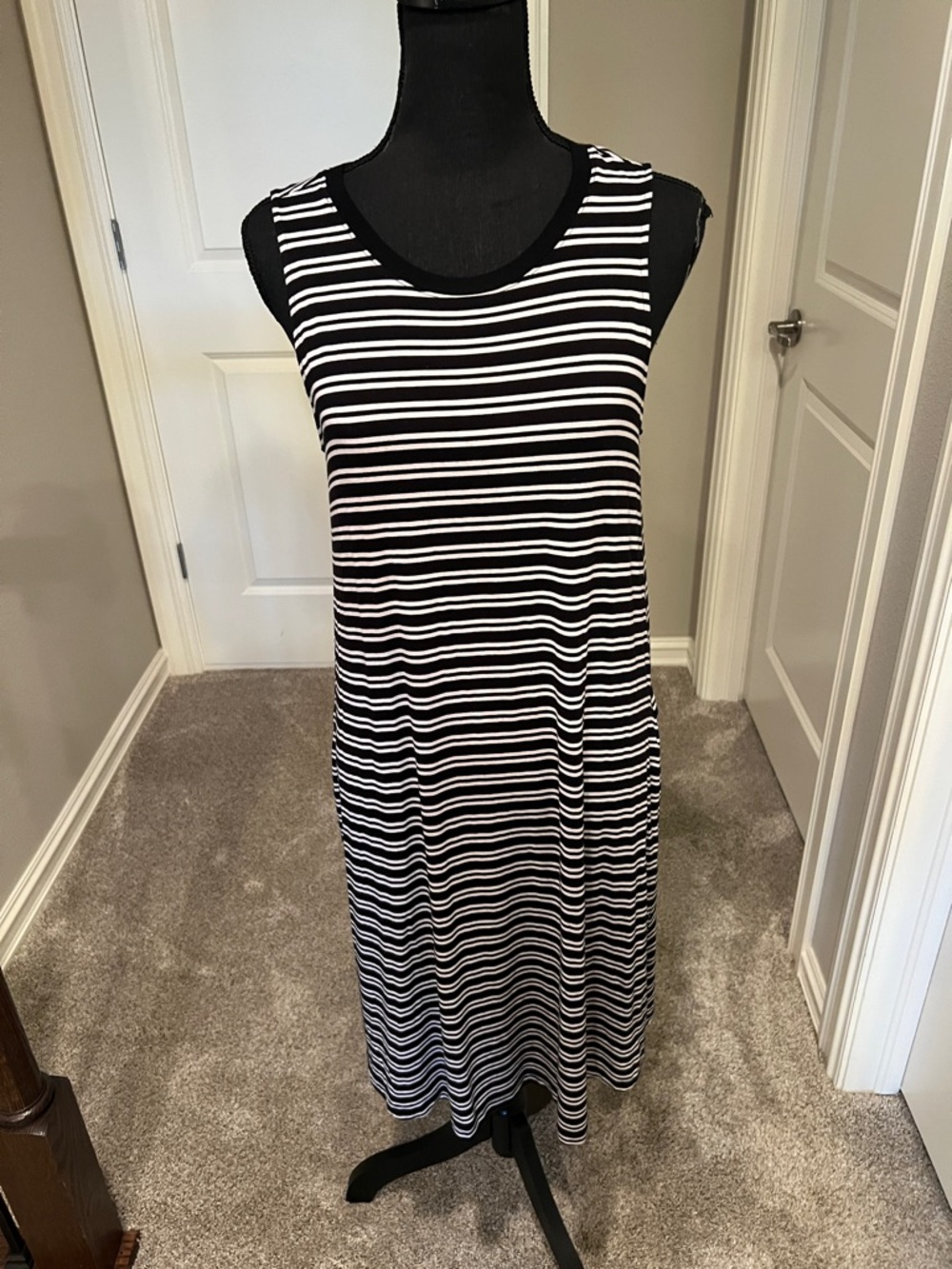 3/$10 Time and Tru Black & White Striped Midi Tank Dress Size Large